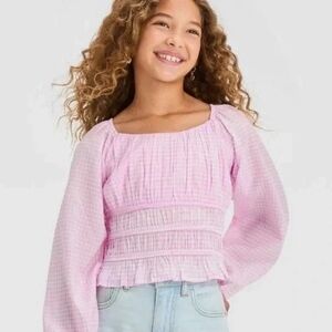 NWOT Girls art class Pink Smocked Blouse with Balloon Sleeves